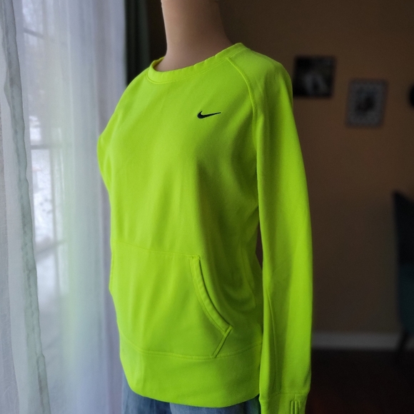 Nike Therma-Fit Crew Neck Kangaroo Pocket Top Womens Medium Neon Yellow - Picture 2 of 13